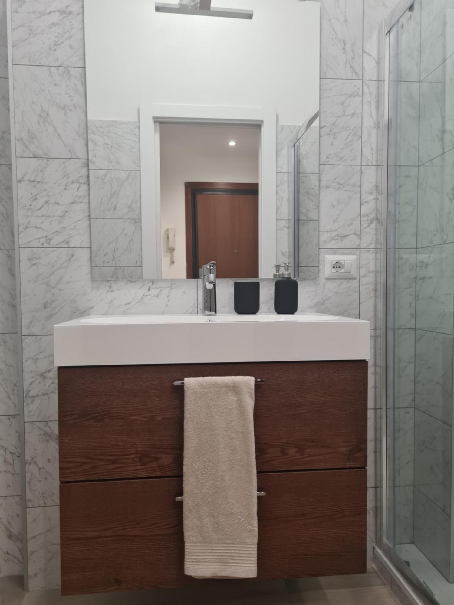Solari Apartment Milan Exterior photo